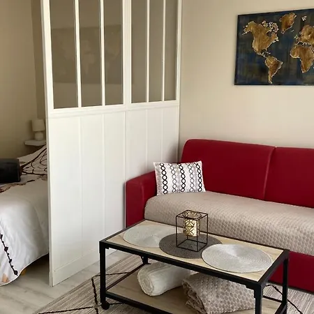 25 M2, 900m De La Apartment